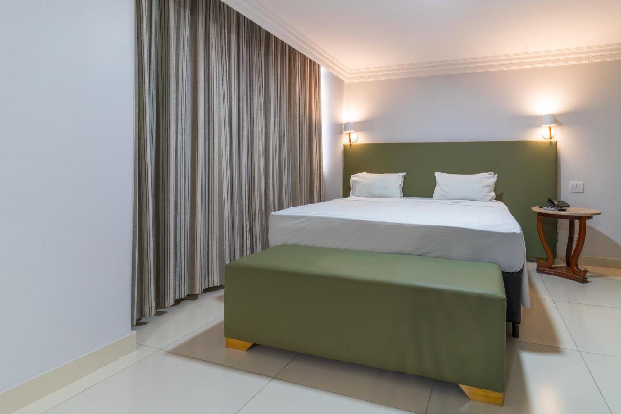 Umuarama Plaza Hotel By Castelo Itaipava Goiânia Exterior foto