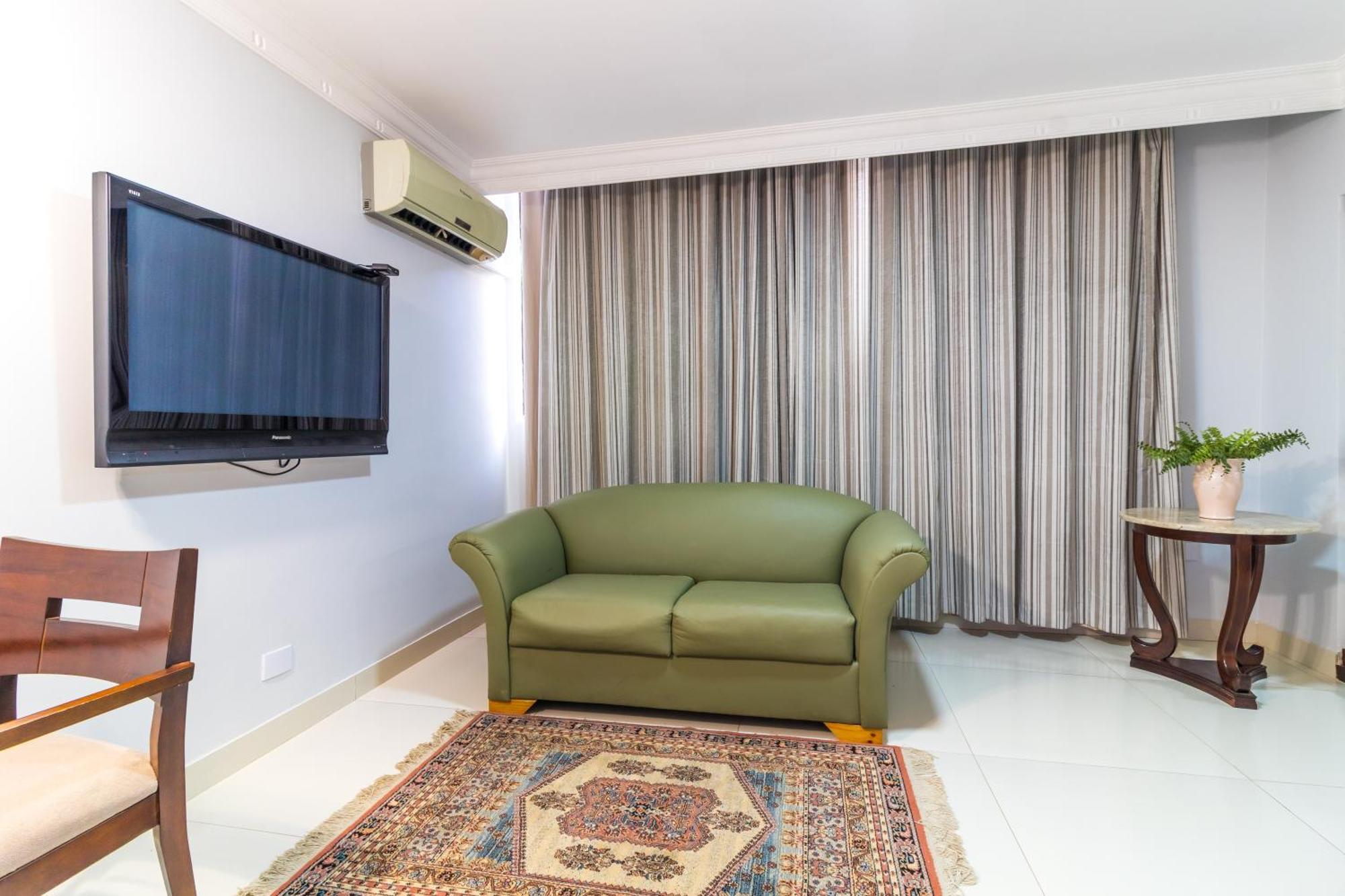 Umuarama Plaza Hotel By Castelo Itaipava Goiânia Exterior foto